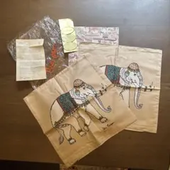 ☆新品・未使用☆Jim Thompson クッションカバー 2枚セット 象柄のサムネイル