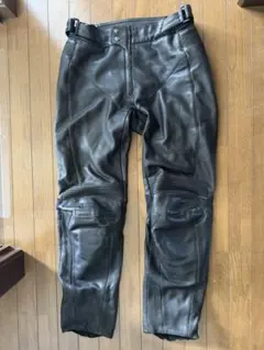 【美品】クシタニ レザーパンツ ファクトメッシュ サイズL/3W 2026年最新】KUSHITANI レザーパンツの人気アイテム - メルカリ