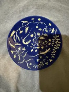 スナフジタ トカゲと植物 皿のサムネイル
