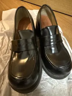 Item thumbnail for item 3d09a5b4-8f48-4a2d-9d8a-3c86e32deff2