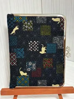 がま口　お薬手帳ケース　麻の実柄に猫シルエット