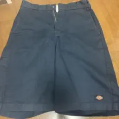 Dickies ネイビー ルーズフィット ショートパンツ