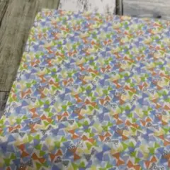 リバティ 生地幅半分×20cmほど
