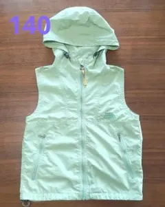 The North Face フード付きベスト ライトグリーン　140サイズ