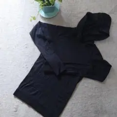 黒フード付きニットパーカールルレモン
