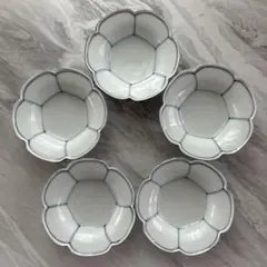 染付筋入六ツ山小鉢 花形陶器ボウル 小鉢5個セット