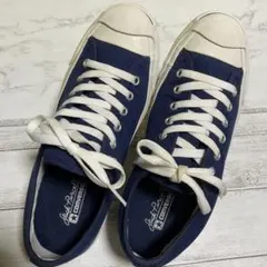 ネイビー スニーカー