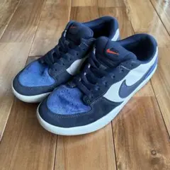 Item thumbnail for item 6ba84217-0cab-4ee8-800b-766a9178c109