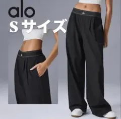 新品【即納】alo yoga スーツアップトラウザー ブラック 黒 S ボトムス