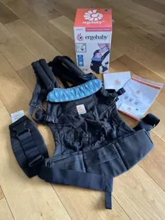 ergobaby 抱っこひも 黒・青のパターン
