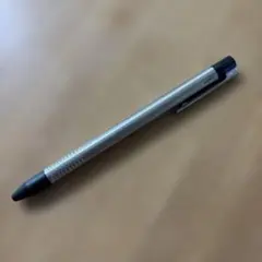 LAMY ロゴ 3 色 – ステンレス製のマルチカラーボールペン（黒、青、赤）のサムネイル