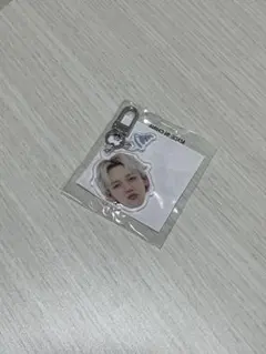 TREASURE ヒョンソク カプセルトイ 顔アクキー 喜怒哀楽 哀