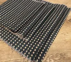 はぎれ　古風な柄　130g