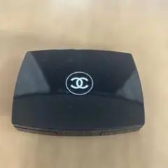 CHANEL アイシャドウパレット 4色