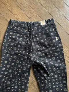 Item thumbnail for item b15dc4b8-c015-49db-add1-2c163931d834