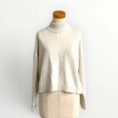 chocol raffine robe✨️オフホワイトゆるタートルニット