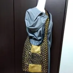 帯リメイクワンショルダーバック　マグネット開閉