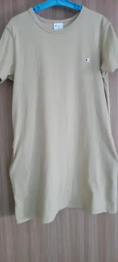 Champion ベージュ キッズワンピース 半袖