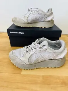 Onitsuka Tiger MOAGE CO 24.5cm ホワイトスニーカー