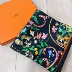 極美品 グッチ プレイスマット ライオン 刺繍 タッセル 742069 箱付
