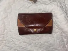 イルビゾンテ　レザー二つ折りカードケース ワインレッド