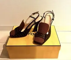 【新品未使用】FENDI/フェンディ パンプス　サイズ36のサムネイル