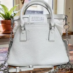 美品 Maison Margiela 5AC マイクロ 白 2WAY チェーン - メルカリ