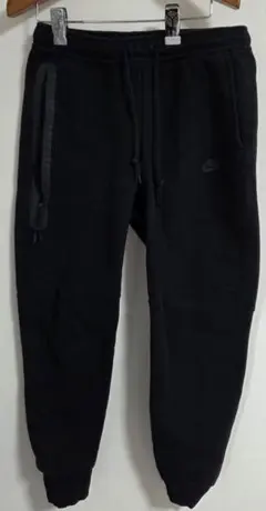 Item thumbnail for item d0c1aa92-3011-42f2-8a38-16ddb3c280bb