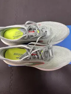 Item thumbnail for item 98cba348-b2b7-4d29-a140-2c46b4bc17e1