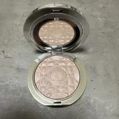 箱無し ディオールスキンフォーエヴァー グロウルミナイザー 03ピンク ヘイロー