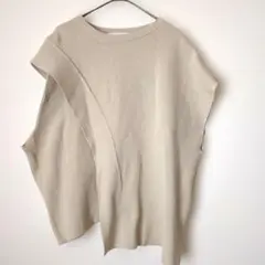 アメリカンホリック　ニットベスト　M　アシンメトリー　ベージュ　カジュアル