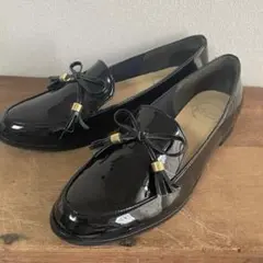 Metal Rouge タッセル付き エナメル ローファー ブラック 23.5