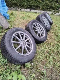 スタッドレスタイヤ 235/60R18 ホイール4本セット