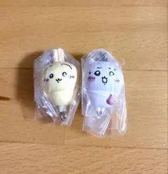 ちいかわ　つまんでつないでますこっと　ちいかわ　うさぎ　ガチャ　マスコットキー