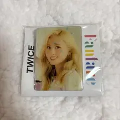 TWICE Fanfare MOMO フォトピンバッジ