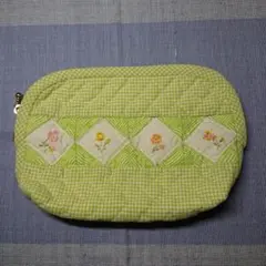 ハンドメイド　パッチワーク  キルトステッチ  ポーチ  ペンケース