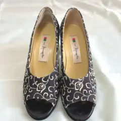 銀座かねまつ オープントゥシューズ 刺繍柄　23.0
