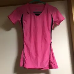 アンダーアーマー　シャツ レディース