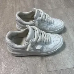 VALENTINO ローカットスニーカー ホワイトのサムネイル