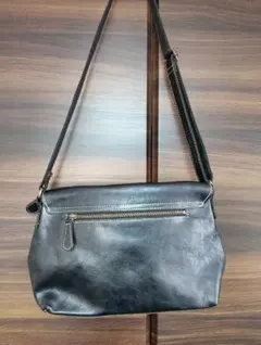 LiLy革レザーステッチショルダーバッグのサムネイル