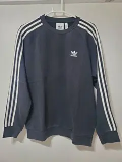 adidas(アディダス)スリーストライプ刺繍ロゴスウェット