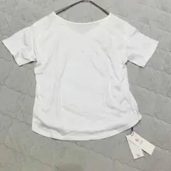 【新品タグ付き】組曲 KUMIKYOKU 刺繍デザイン カットソー ホワイト