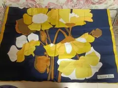 【中古・美品】Christian Dior 花柄 シルクスカーフ