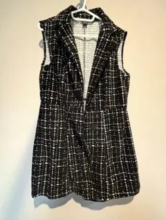 黒と白のチェック柄 ベスト・スカートセット