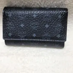 美品 MCM ヴィセトス ブラック レザー 本革 三つ折り財布のサムネイル