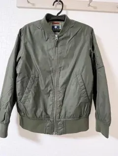 UNIQLO カーキ ジャケット 140