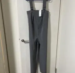 【新品タグ付き】GU タックサロペットパンツグレー