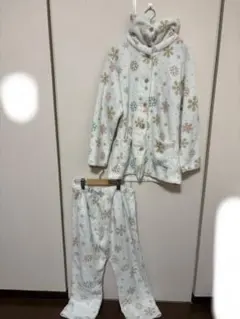 ルームウェア パジャマ 雪柄 長袖 長ズボン