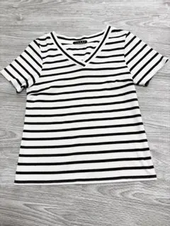 イング　Tシャツ　ボーダー