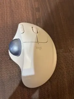 も*う様 Logitech ワイヤレスマウス 本体　トラックボール